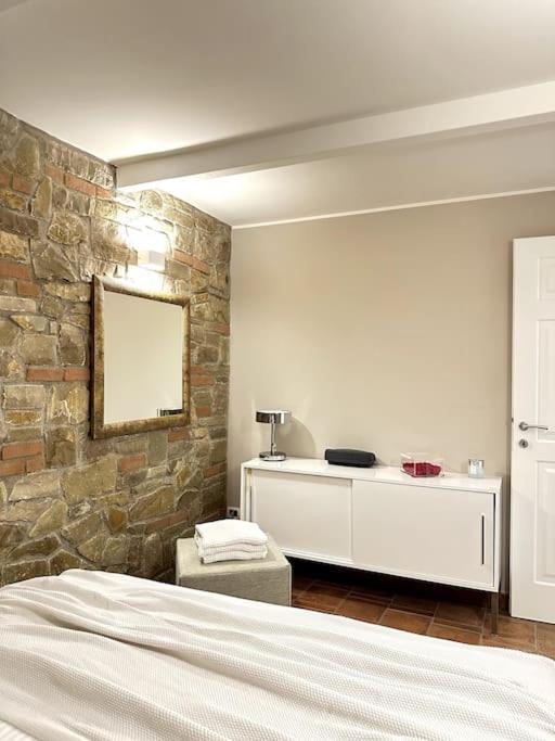 Capiago Intimiano Appartamento Ebhouse מראה חיצוני תמונה